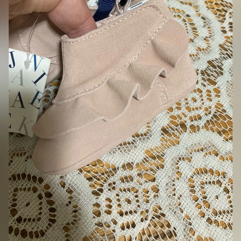 Janie & Jack Baby Girl Dusty Pink Suede Ruffle Crib Shoes 3-6 M
